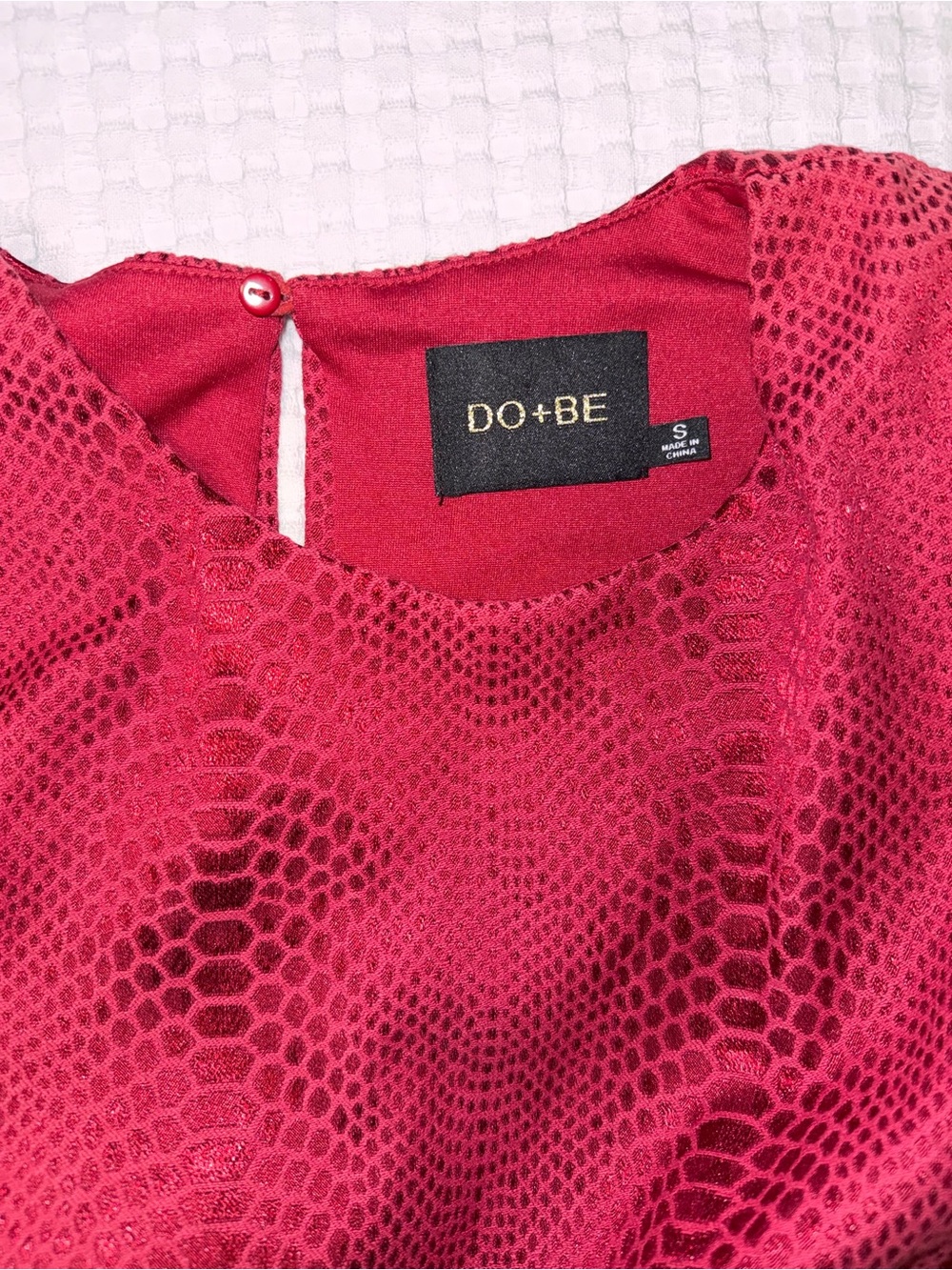 DO+BE Raspberry Red Textured Sheath Dress - Picture 4 of 9